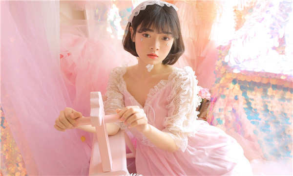 铁门关供卵试管代怀生子多少钱？这一直是很多不孕不育家庭关注的话题。在中国，不孕不育的发生率越来越高，根据《中国不孕不育现状调研报告》显示，育龄夫妇的不孕不育率从20年前的3%增长至现在的12.5%-18.2%，患者人数高达6000万以上。在这样的背景下，许多家庭通过供卵试管来实现自己的生育梦想。那么，供卵试管代怀生子的费用到底是多少呢？